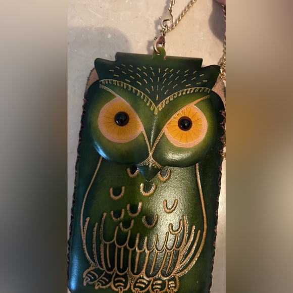 Green, leather, Owl purse. 7x4” - Picture 10 of 12